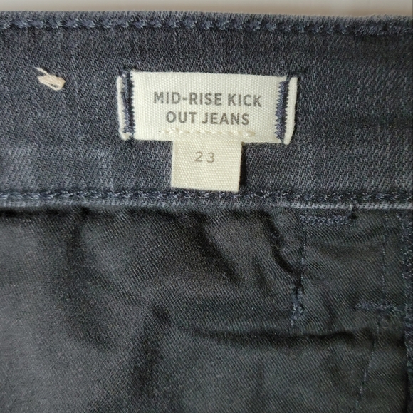 Madewell Mid Rise Kick Out Jeans | Madewell Jeans | Size 23 - Picture 5 of 10